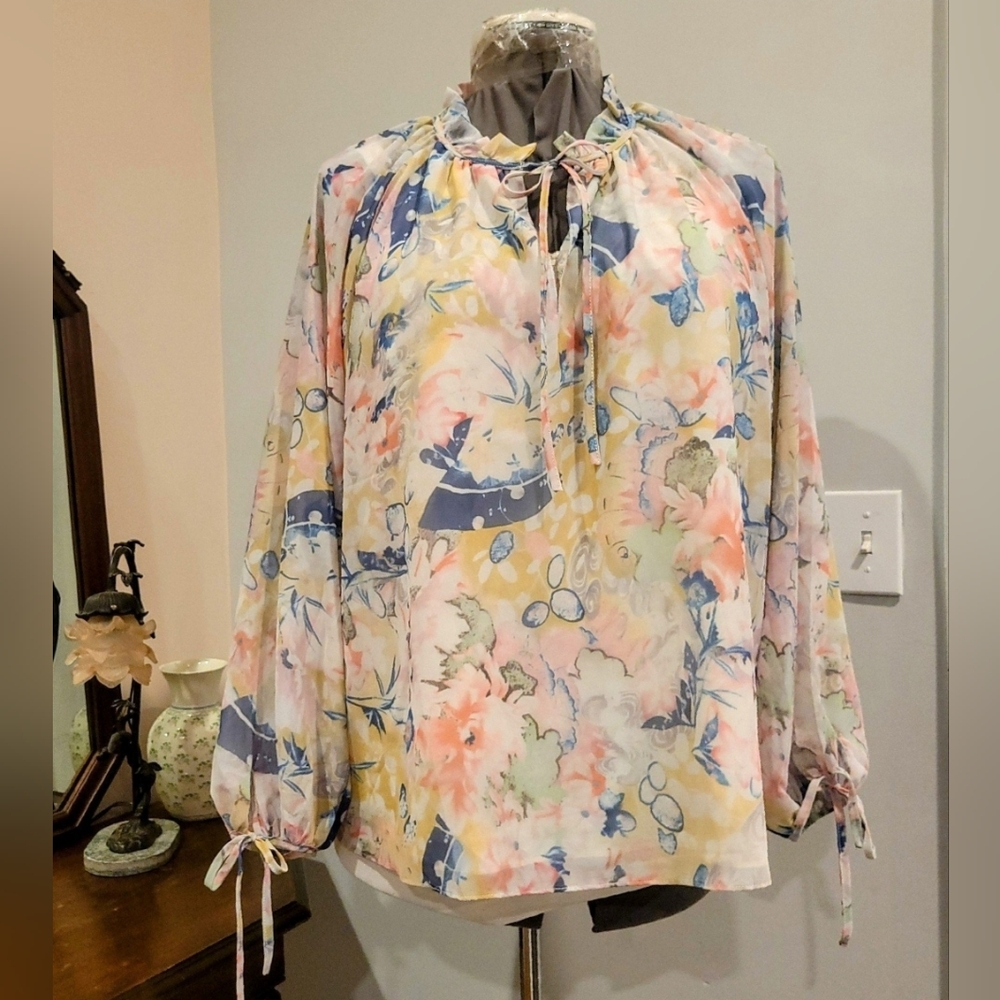 NWT Elie Tahari 1X or 2X Watercolors Blouse